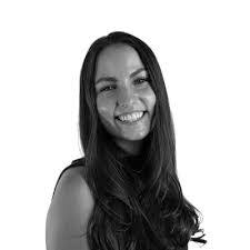 Kristen Henriksen's Instagram, Twitter & Facebook