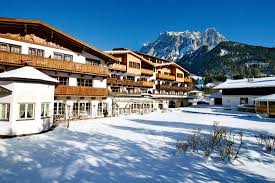 Op vakantie naar vakantiehuis haus tirol ehrwald in ehrwald, oostenrijk? Tirolerhof Bewertungen Fotos Preisvergleich Ehrwald Tirol Tripadvisor