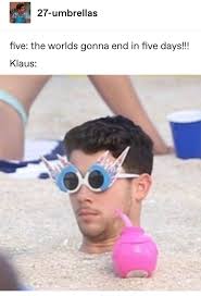 Pin By Sasa On Umbrella Academy Funny Umbrella Jonas Brothers Funny Memes