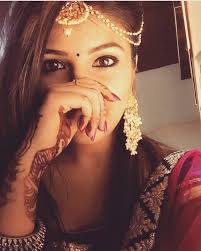 Mehndi Love Girl Photography Poses Girl Photo Poses Girl Poses