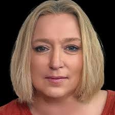 Automatic 460 4x4 it has had some work done to it. Runs and drives great  just recently started making power steering noise throw me and offer I do  not have to get