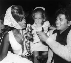 Feb 01, 2021 · landon and noe were married in 1963. Michael Landon S Nine Children And Their Inspiring Life Stories