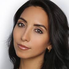 ✨ Maria ✨ • • • • • #actor #onset #actorslife #tv #pilot #chingona  #oncharacter #latina