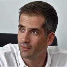Η βουλευτής της νδ βρίσκεται στα χάνια. To Trolarisma Toy Kwsta Mpakogiannh Sthn Ntora Gia Ta Eggonia Mana 8a Fane Spiti Mhn Toys Kynhgas Me To Taperaki