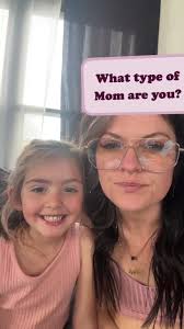 Dee Teague (@deesparks95)