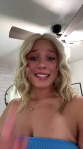 Alyssa Koster (@alyssakoster)