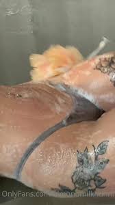 Almondmilkhunni 07 10 2020 hey guys ive been rather sick so im trying my b