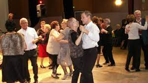 Nombre de tués sur la route, nombre de blessés. The Dansant Un Moment De Convivialite