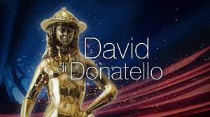 L'accademia del cinema italiano ha reso note le nomination ai david di donatello 2021, gli attesi e prestigiosi riconoscimenti dedicati alla nostra a conquistare il maggior numero di nomination per i david di donatello 2021 è volevo nascondermi di giorgio diritti, che spicca su tutti con 15. Premi David Di Donatello 2021 Le Novita Per Un Anno Straordinario Horror Italia 24