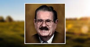 Kelly Mashburn's Instagram, Twitter & Facebook