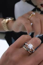24 Rose Gold Engagement Rings By Famous Jewelers Rose Gold Engagement Ring Rose Engagement Ring Wedding Ring Sets