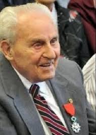 Warren McAvoy Obituary (1923