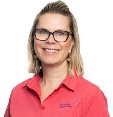 Sonja Hickey's Instagram, Twitter & Facebook