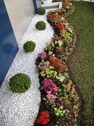 36 Schone Harmonie Von Moderner Rock Garten Und Blumen Ideen Mit Bildern Vorgarten Garten Garten Ideen