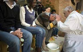 Maundy comes from the latin 'mandatum', meaning command, used in the ceremony of the washing of the feet which forms part of some church services. Francis Changes The Rules Women Can Have Their Feet Washed On Holy Thursday