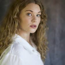 Madeline Davies's Instagram, Twitter & Facebook