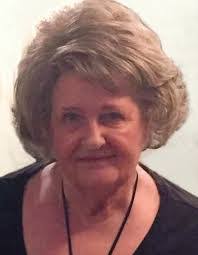 Maxine Oliver's Instagram, Twitter & Facebook