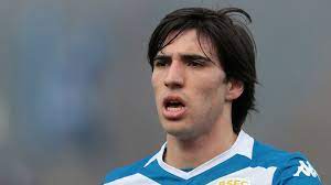Sandro tonali is an italian professional footballer who plays as a midfielder for serie a club ac milan and the italy national football team. I Closed All The Other Doors Tonali On Why He Had To Sign For Ac Milan And Snub Inter Goal Com