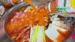 キムチ鍋とにんじんジュースの新しい融合