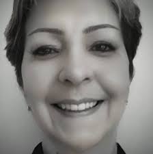 Un feliz fin de semana para la mujer más bella del grupo 🌹 ❤️ 🐻 que ya  está despierta 💕🤗😋