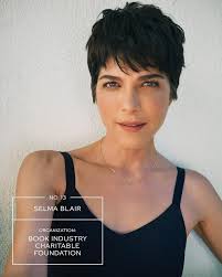 Apr 19, 2021 · american fashion designer selma blair can vividly remember when she knew she might be dealing with a health issue. Westman Atelier Actress Selma Blair Has A Way Of Facebook