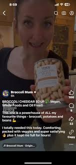 BROCCOLI CHEDDAR SOUP 🥦 Vegan, Whole Foods and Oil Free!! This one is a  powerhouse of ALL my favourite things