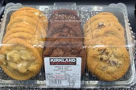 Kirkland master carve ham from costco is not only the best ham at costco but the best boneless ham i ever tried. Costco Kirkland Signature Chocolate Lover S Cookie Pack Review