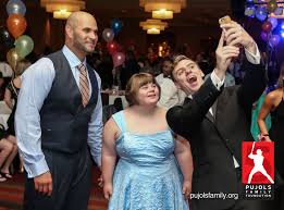 Albert pujols and the pujols family foundation host the ultimate drive at top golf. Albert Pujols Homers For Hope Pledgeit Org