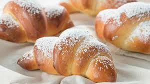 Recette Brioche Au Yaourt Sans Beurre Tellement Delicieuse 10 12 Brioches Recettes De Cuisine De A A Z