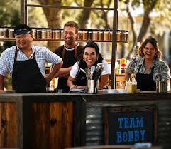 Tune into @foodnetwork at 9pm ET for the Season Finale. Who will win this  season of #BBQBrawl?? Share your predictions in the comments…