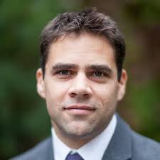 From Willow Creek to Sacred Heart: Chris Haw, William T. Cavanaugh, Shane  Claiborne: 9781594712920: Amazon.com: Books