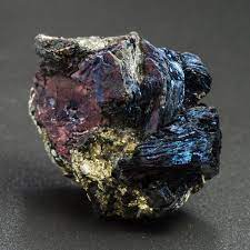 Covellite Meaning And Spiritual Properties Gems And Minerals Rocks And Gems Crystals And Gemstones