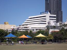 Positioned next to southport train station, it is easily accessible and has a large car park with ample car parking for everyone. File Australia Fair Shopping Centre Southport Queensland Jpg Wikipedia