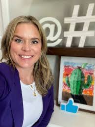 Paula Staats's Instagram, Twitter & Facebook