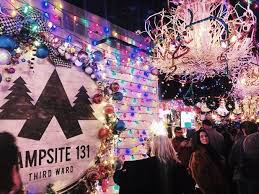 11 Milwaukee Bars That Decked Their Halls With Holiday Decorations Milwaukee Bars Christmas Tree Bulbs Holiday Decor