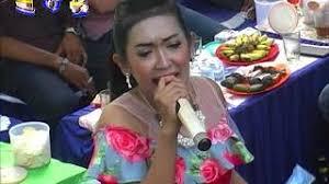 Download lagu badai biru adella mp3 dapat kamu download secara gratis di playlagu. Gavra Kabut Biru Lagu Mp3 Video Mp4 3gp Waptrick