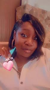 Jill Bridges's Instagram, Twitter & Facebook