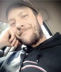 Richard Simko's Instagram, Twitter & Facebook