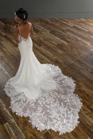 Luxe Crepe Lace Wedding Gown By Martina Liana In 2020 Martina Liana Wedding Dress Wedding Dress Train Backless Mermaid Wedding Dresses