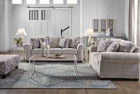 Either option can work well for the room you're furnishing but it's important to understand the components to consider when searching for an accent chair for your home. Quinn 3 Piece Livingroom Group