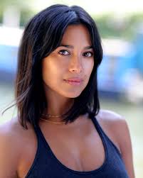 Fiona Wade's Instagram, Twitter & Facebook