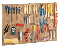 Panneau Perfore Isorel Ep 0 6 Mm 60 X 90 Cm Castorama Panneau Perfore Panneau Porte Outils Rangement Outils