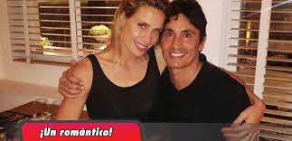 El actor tuvo una accidente doméstico hace tres semanas cuando, intentando encender una fogata, le explotó un bidón de alcohol en las manos. El Tierno Mensaje De Sebastian Estevanez Para Su Mujer Por Su Aniversario De Casados 17 Anos Juntos Y Cada Vez Te Amo Mas Gossip Addict