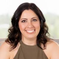 Kay Mobley's Instagram, Twitter & Facebook