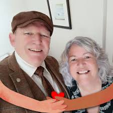 I'm looking to upgrade from an AF160 single zone to either an AF400 or  AF451. The only difference I can see is the temperature probe, is that the  case? If so, if