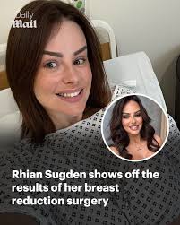 Her F-cups began making walking 'unbearable'. Read more:  https://trib.al/dW6Fuz1