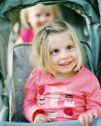 Today we're announcing the winner(s) for the FILMISNOTDEAD 2.0 scholarship  over at @thefindlab. Let's rewind to 15 years ago Oct 2010 when I started  to do 1 day workshops which started in