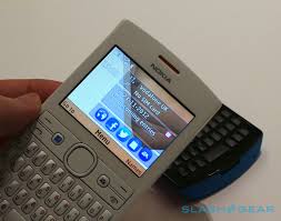 Nokia Asha 205 "Facebook phone" and $62 ...