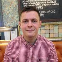 Amy Gladding's Instagram, Twitter & Facebook