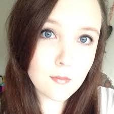 Serena Craven's Instagram, Twitter & Facebook